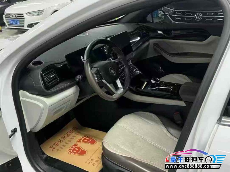 24年比亚迪秦轿车抵押车出售