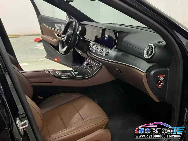 21年奔驰E轿车抵押车出售