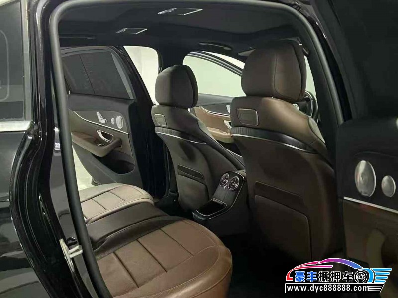 21年奔驰E轿车抵押车出售