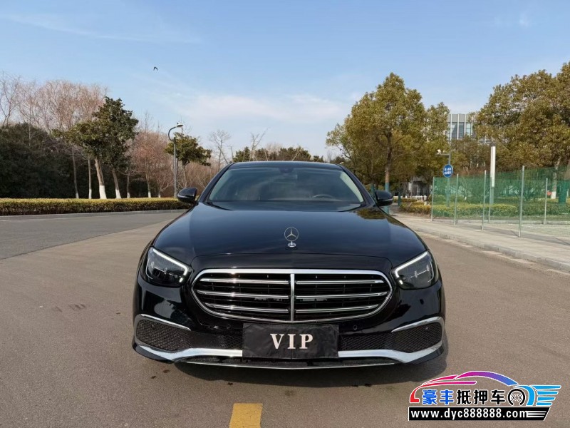 22年奔驰E轿车抵押车出售