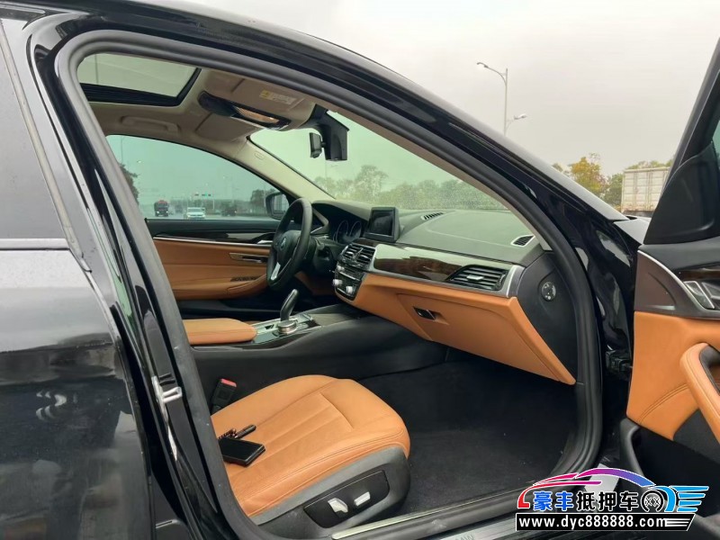 18年宝马5系轿车抵押车出售