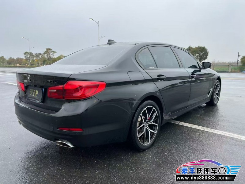18年宝马5系轿车抵押车出售