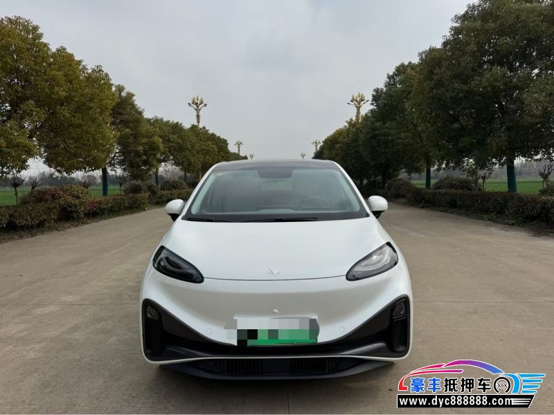 25年极狐考拉轿车抵押车出售