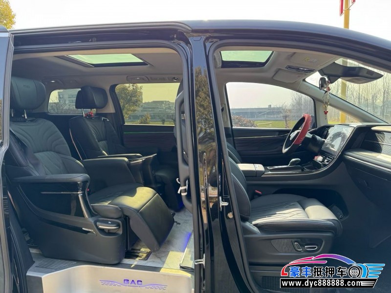 24年传祺M8轿车抵押车出售