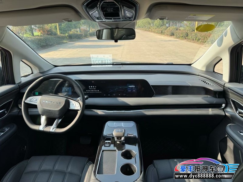 25年东风风行星海V9轿车抵押车出售