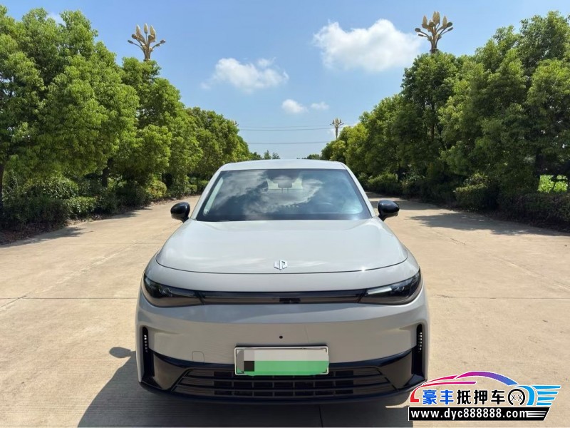 24年零跑C10轿车抵押车出售