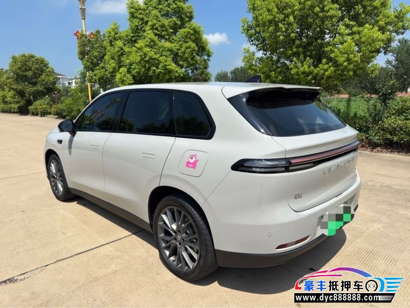 24年零跑C10轿车抵押车出售