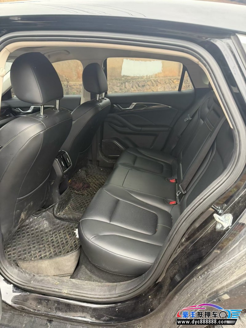 24年奔腾B70轿车抵押车出售