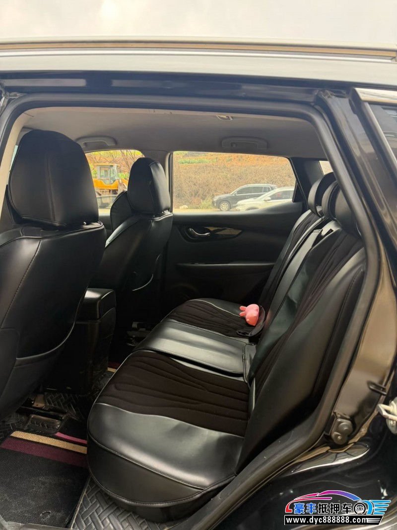 19年日产逍客轿车抵押车出售