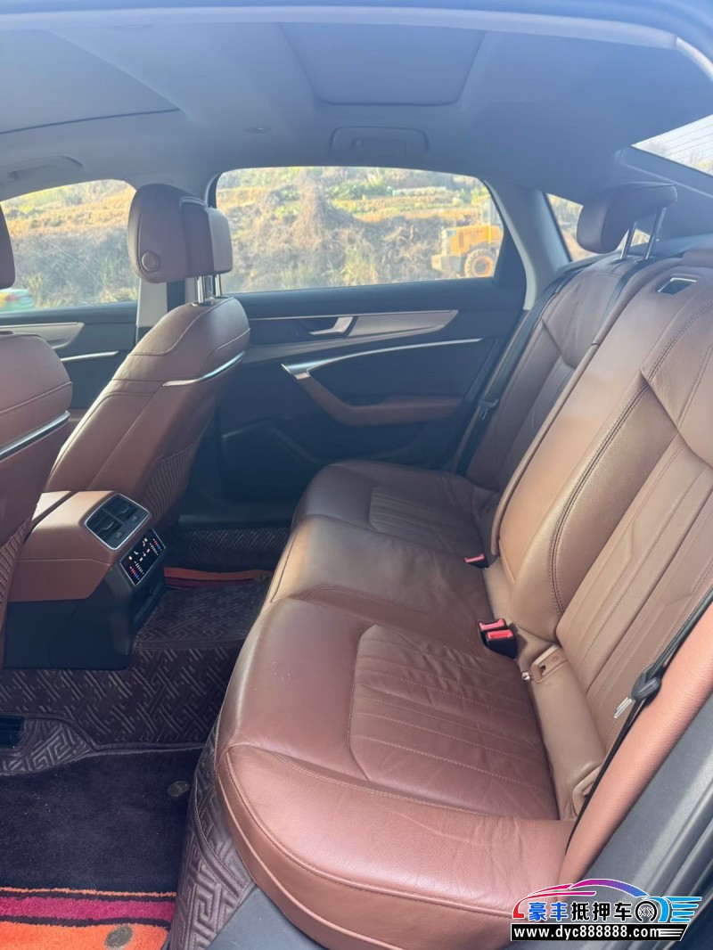 20年奥迪A6L轿车抵押车出售