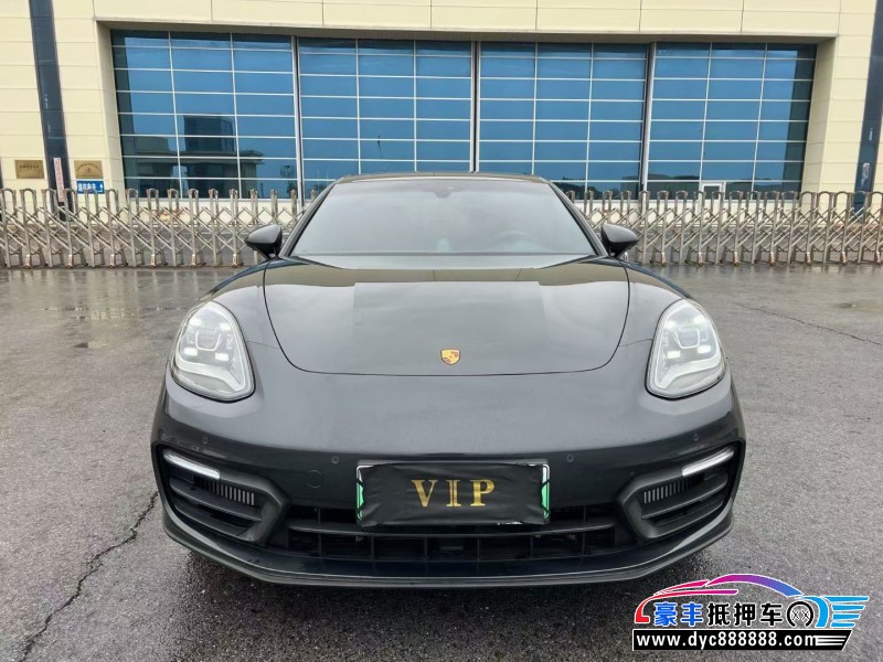 抵押车出售24年保时捷帕纳梅拉轿车