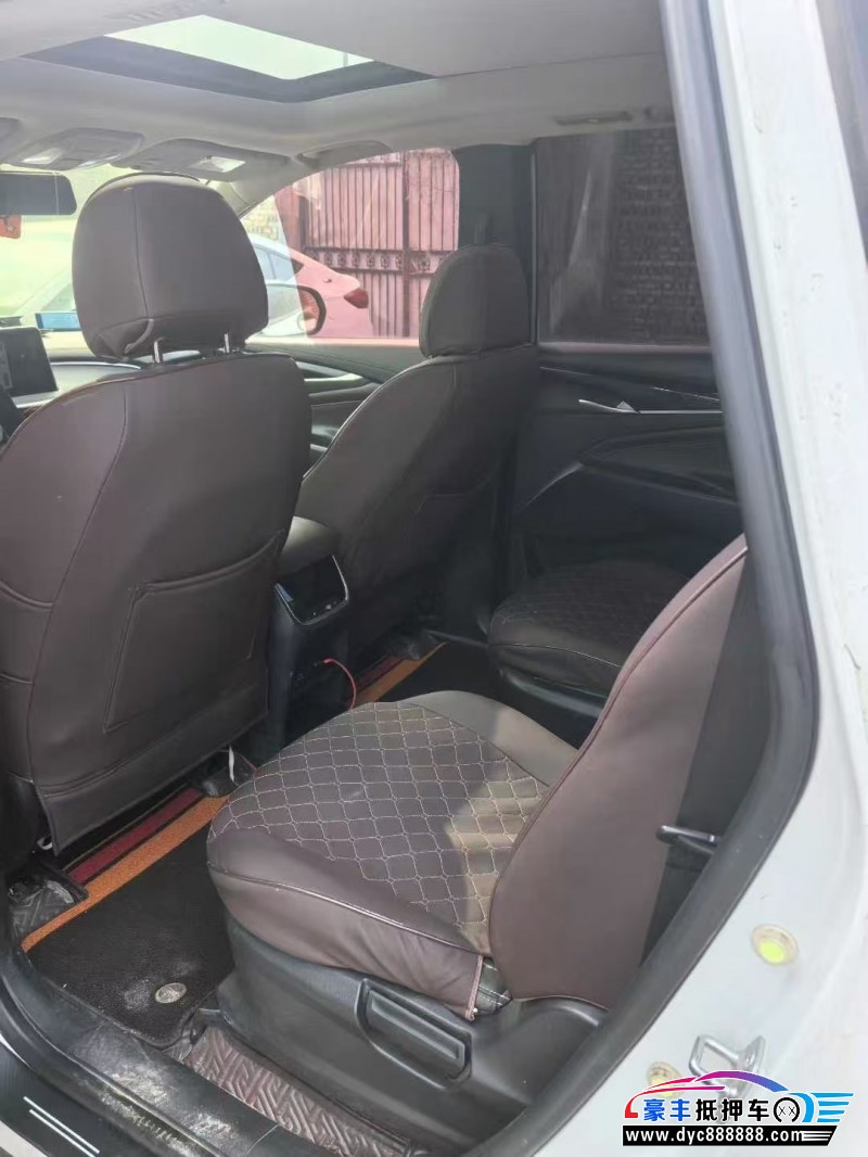 20年上汽大通G50轿车抵押车出售