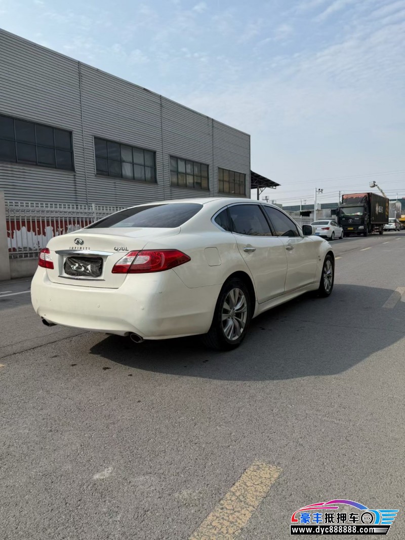 14年英菲尼迪Q70轿车抵押车出售