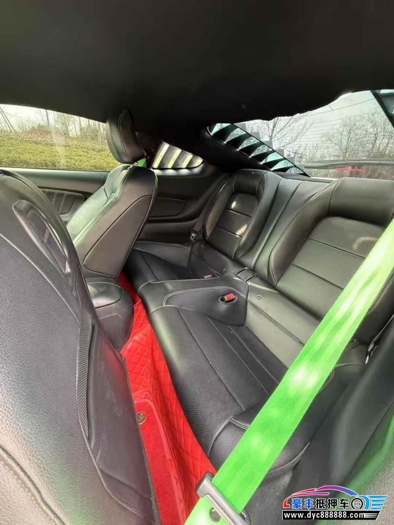 15年福特野马轿车抵押车出售