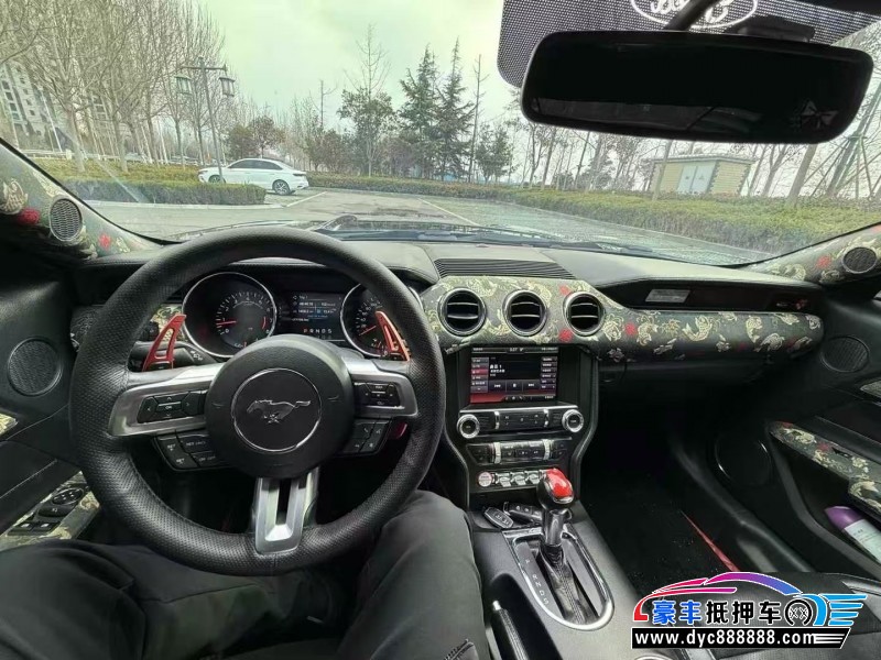 15年福特野马轿车抵押车出售