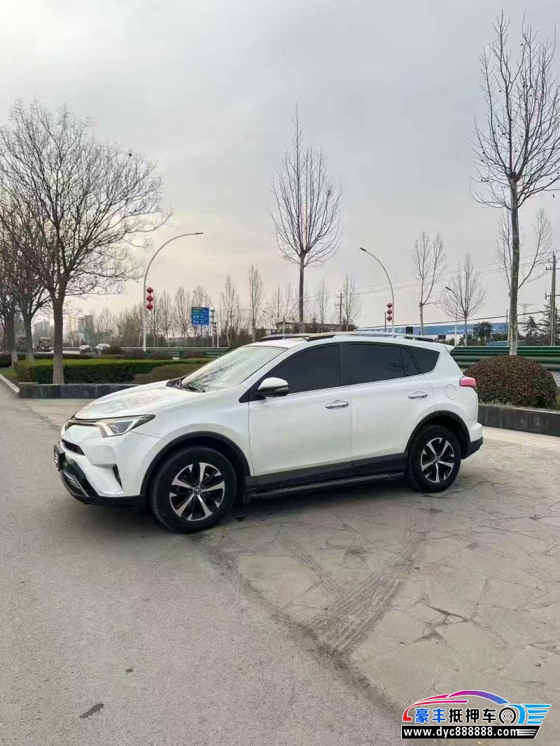 16年丰田RAV4轿车抵押车出售