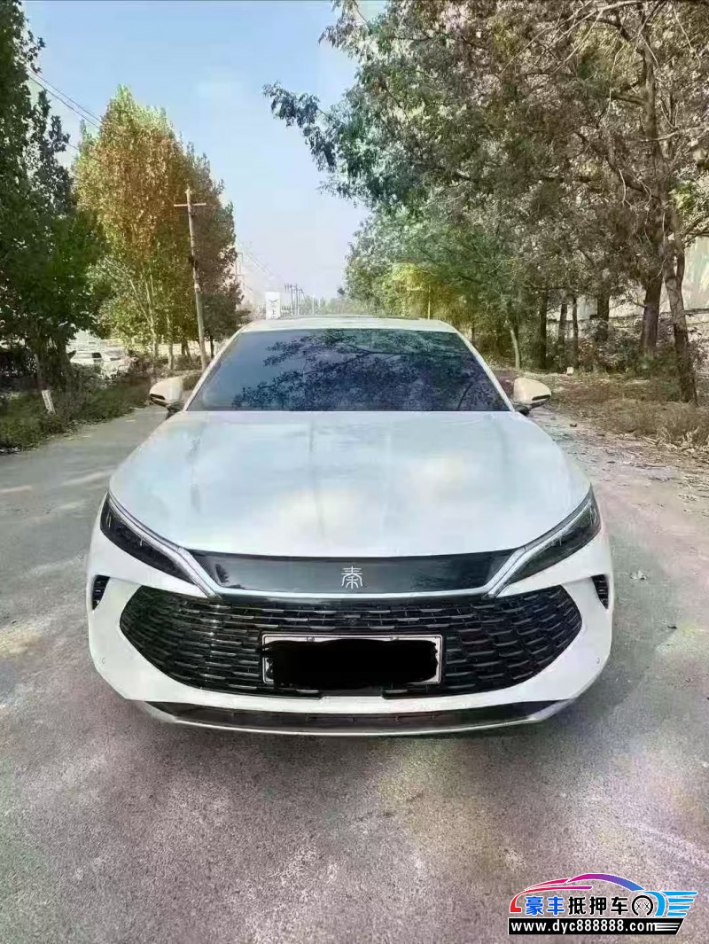 25年比亚迪秦轿车抵押车出售