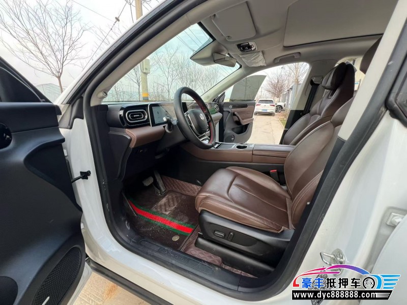 24年零跑C11轿车抵押车出售