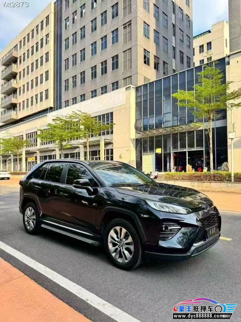 21年丰田威兰达轿车抵押车出售