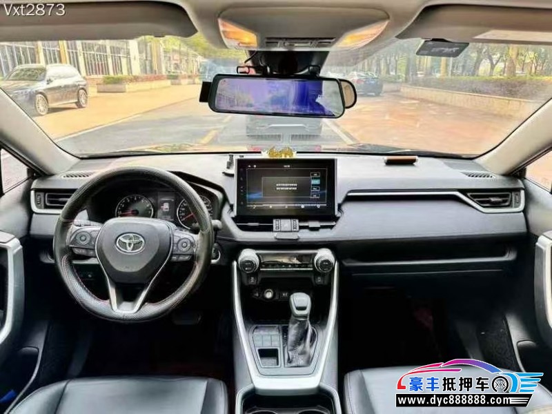 21年丰田威兰达轿车抵押车出售