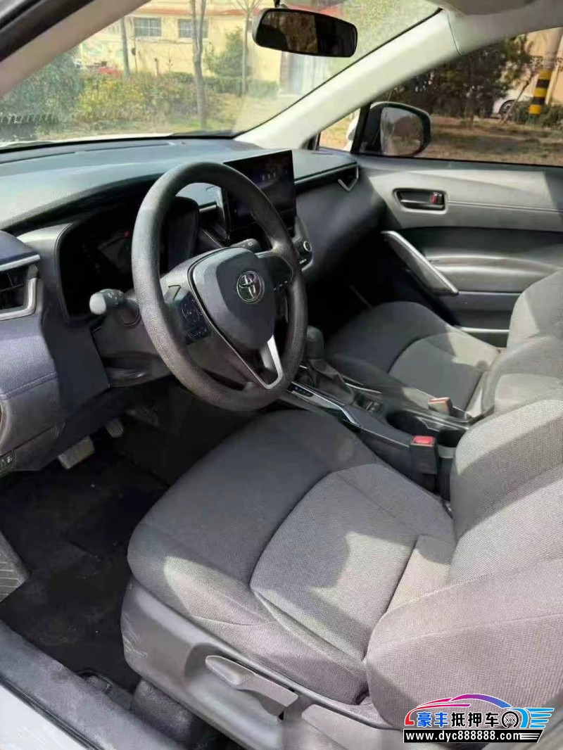 24年丰田锋兰达轿车抵押车出售