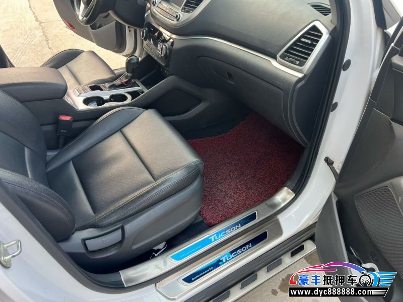 17年现代途胜SUV抵押车出售