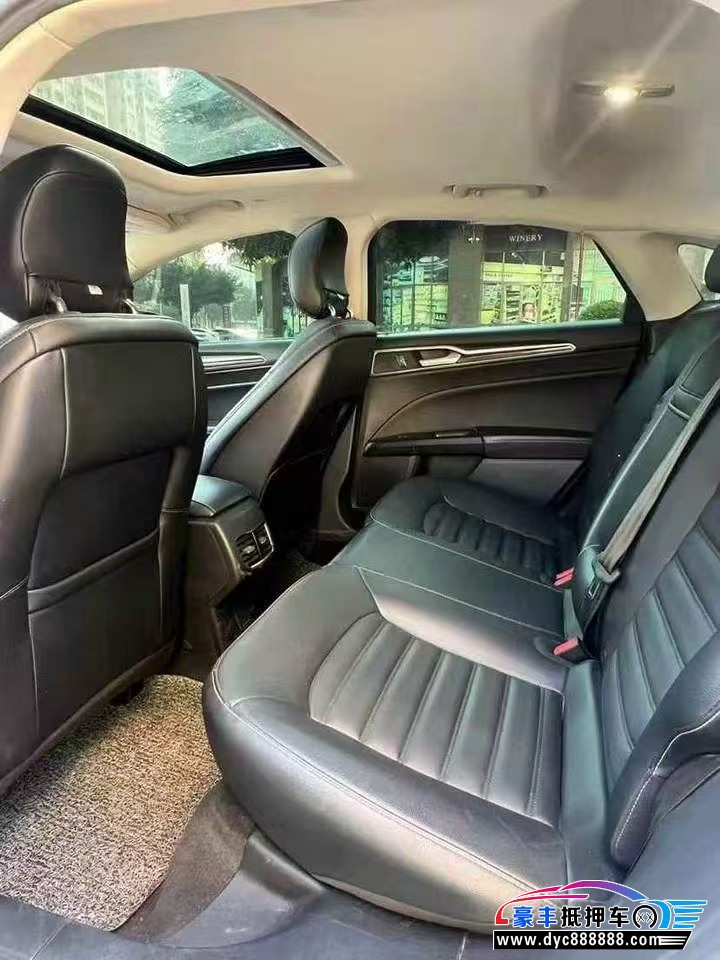 20年福特蒙迪欧轿车抵押车出售