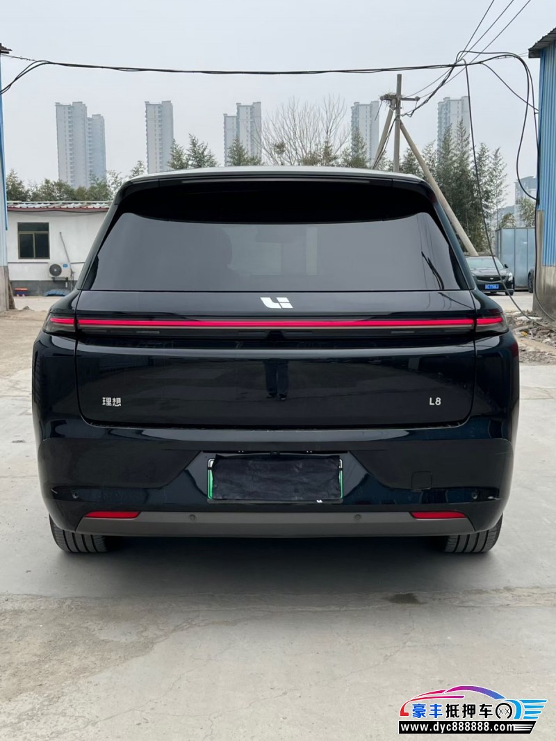 23年理想L8轿车抵押车出售