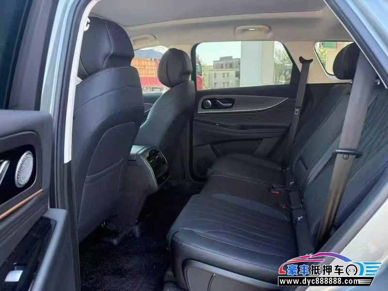 25年奇瑞瑞虎轿车抵押车出售