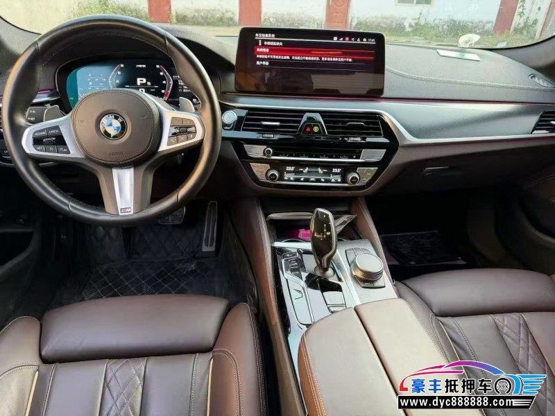 23年宝马5系轿车抵押车出售