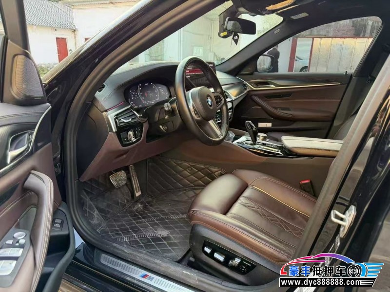 23年宝马5系轿车抵押车出售