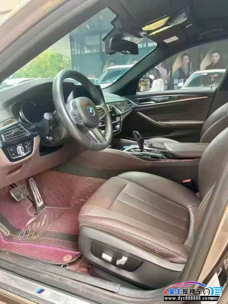 18年宝马5系轿车抵押车出售