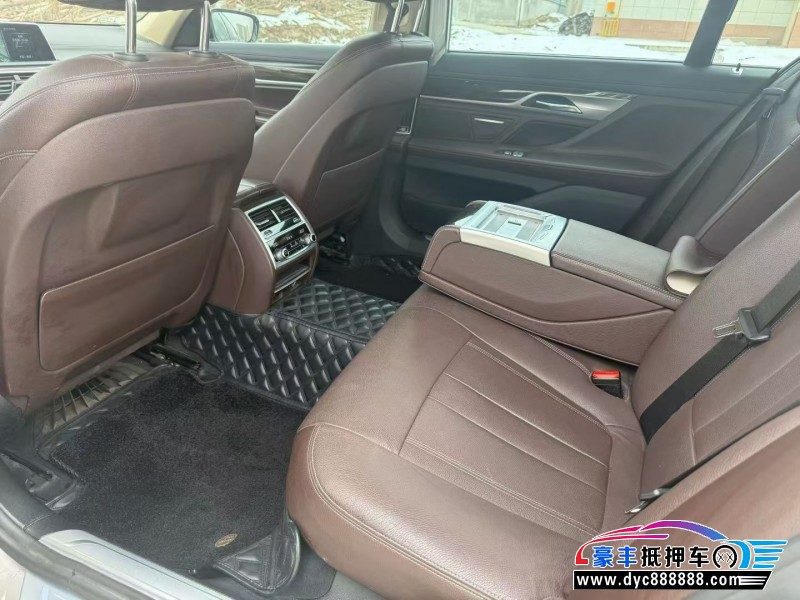 17年宝马7系轿车抵押车出售