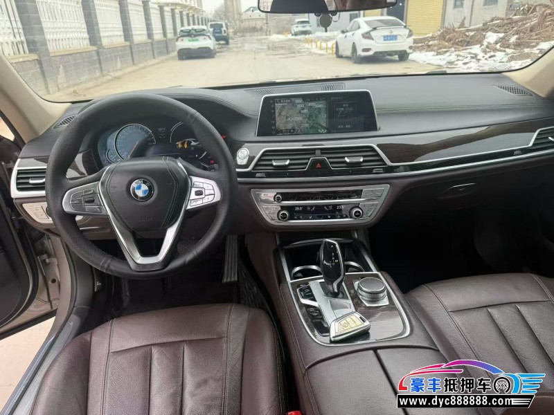 17年宝马7系轿车抵押车出售