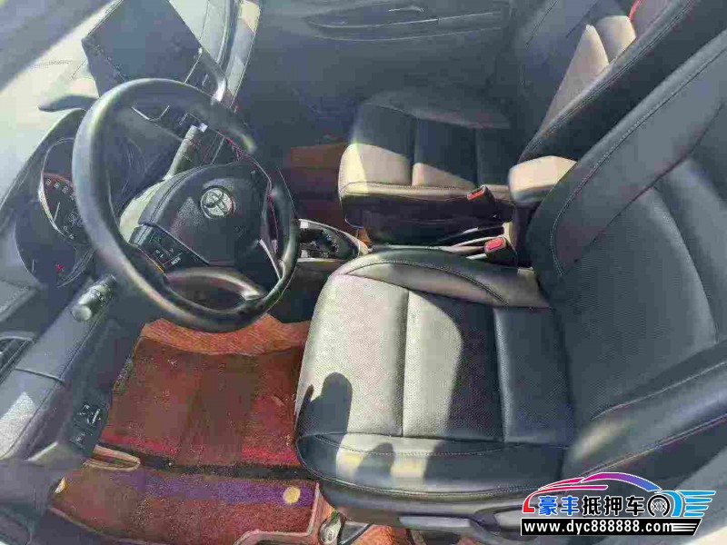 22年丰田YARiS L 致炫轿车抵押车出售