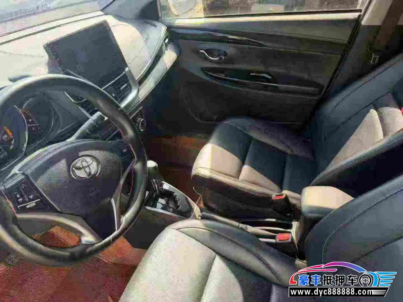 22年丰田YARiS L 致炫轿车抵押车出售