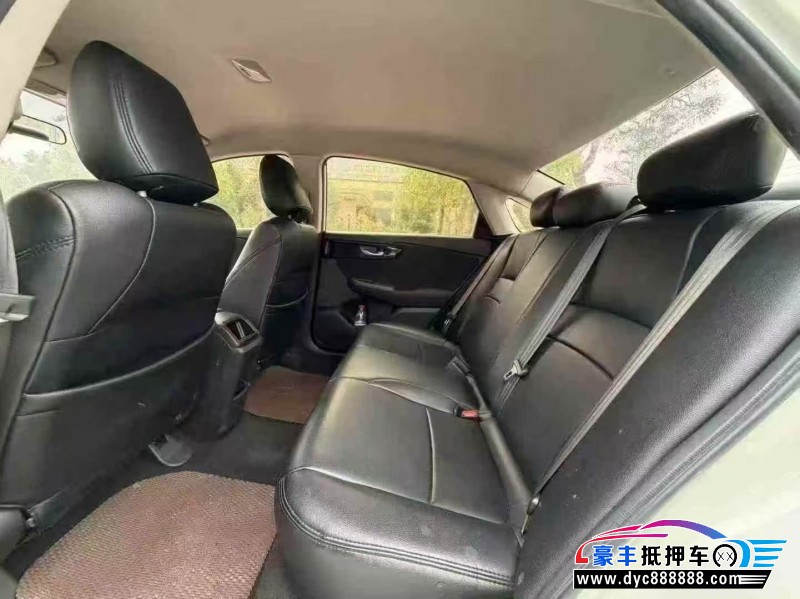 20年本田凌派轿车抵押车出售