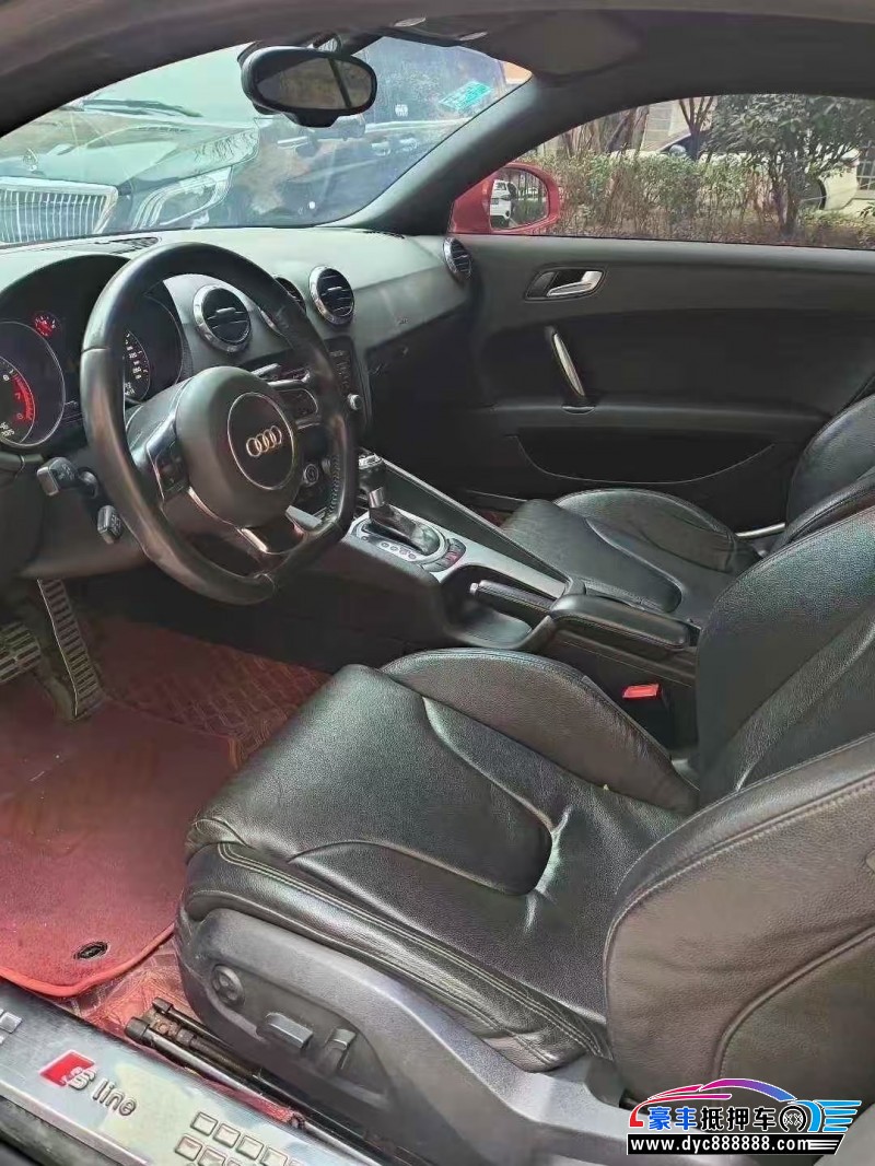 16年奥迪TT轿车抵押车出售