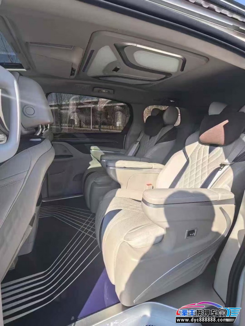 22年别克GL8轿车抵押车出售