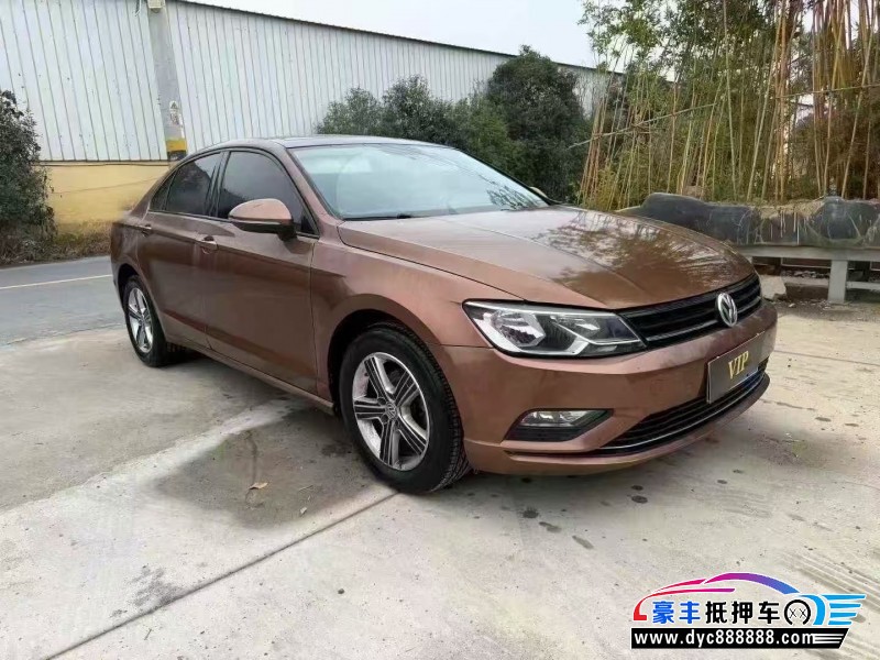 16年大众凌渡轿车抵押车出售