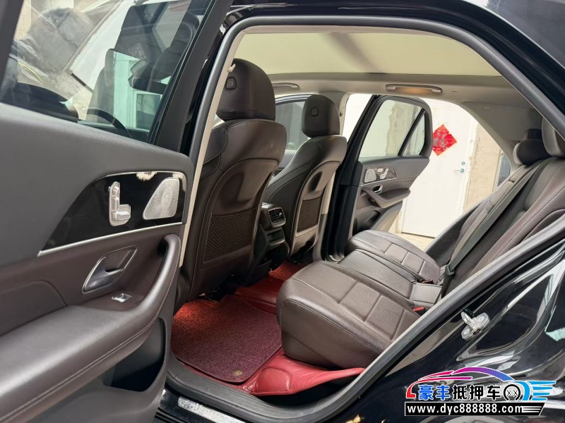 19年奔驰GLE轿车抵押车出售