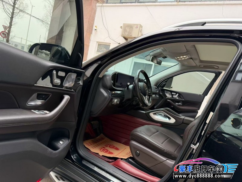 19年奔驰GLE轿车抵押车出售