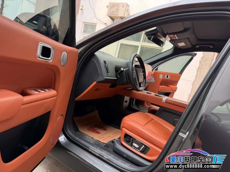 23年理想L9轿车抵押车出售