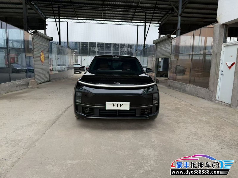 23年理想L9轿车抵押车出售