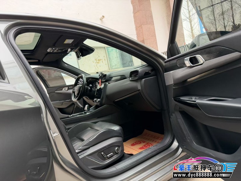 22年领克03轿车抵押车出售