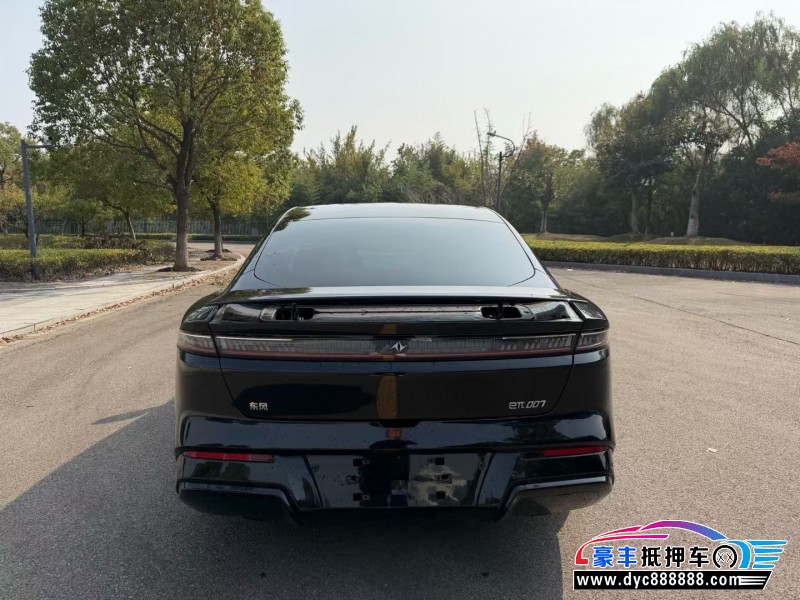 25年东风奕派007轿车抵押车出售