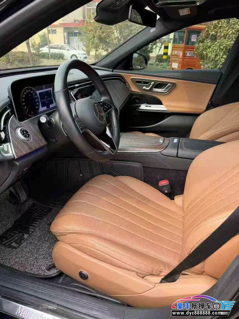 24年奔驰E轿车抵押车出售