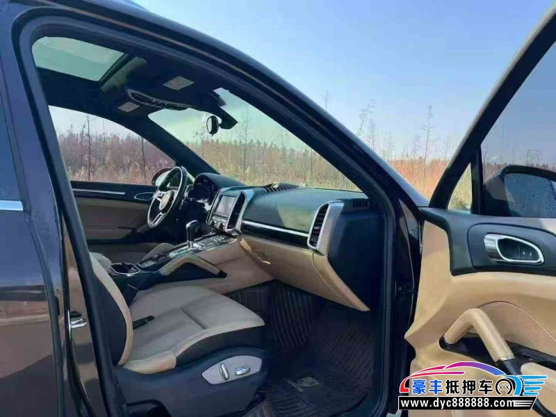 15年保时捷卡宴SUV抵押车出售