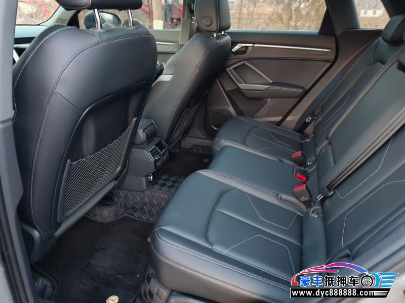 25年奥迪Q3轿车抵押车出售