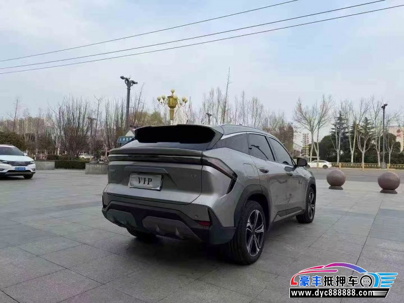 24年吉利银河L7轿车抵押车出售